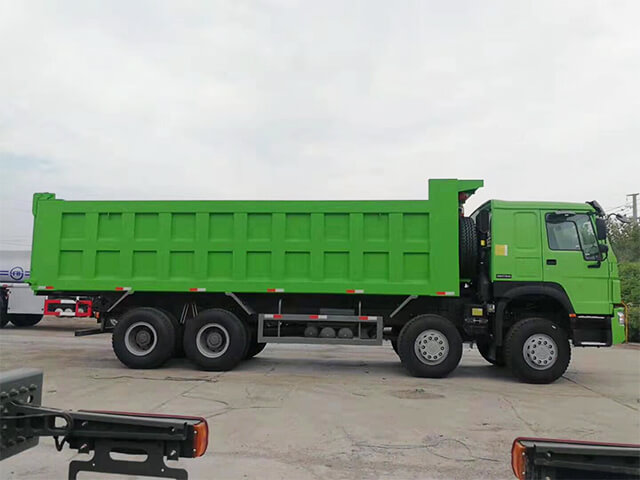 8x4 Type 12 Wheels HOWO Used Dump Truck Specification