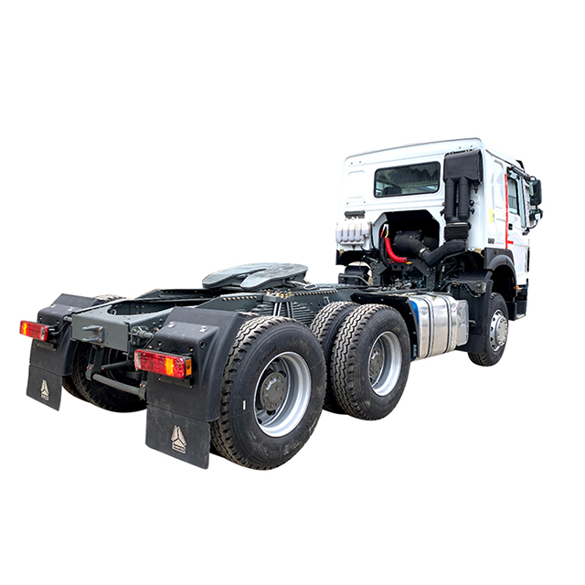 SINOTRUK HOWO 371HP 10 Tyres 6x4 Type Tractor Truck