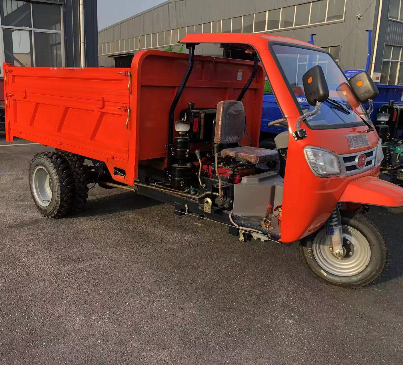 Open Cab 3 Tyres Three Open Doors Small Truck with 2000-3000KG Diesel Engine